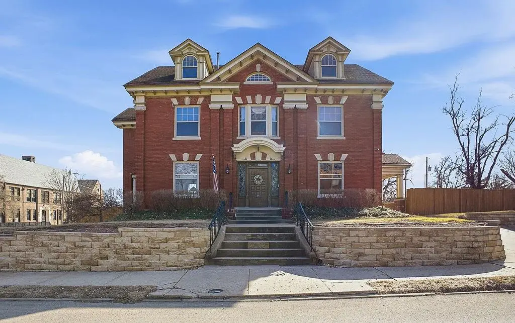 2028 Clay Street, Saint Joseph, MO 64501 - #1