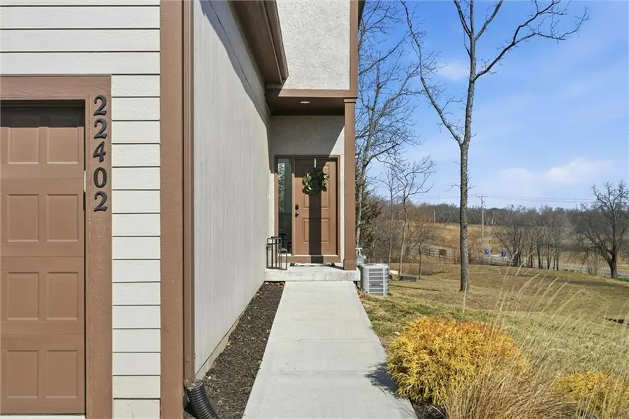 22402 W 76th Street, Shawnee, KS 66227 - #2