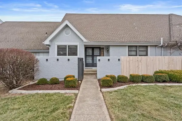 217 Woodbridge Lane, Kansas City, MO 64145