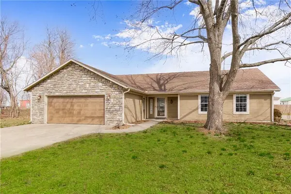 206 Fir Street, Garden City, MO 64747