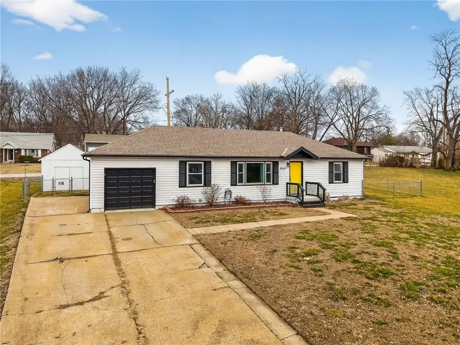 4630 43rd Terrace, Kansas City, MO 64117 - #2