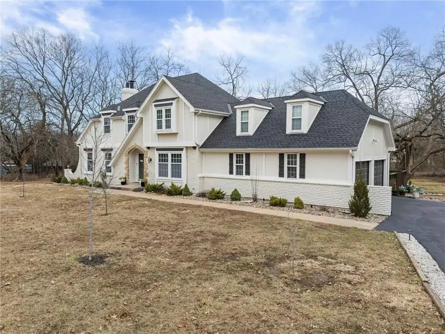 7108 Black Bob Drive, Stilwell, KS 66085 - #3