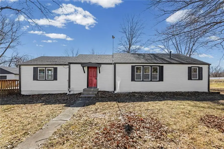 401 W Main Street, Freeman, MO 64746 - #2