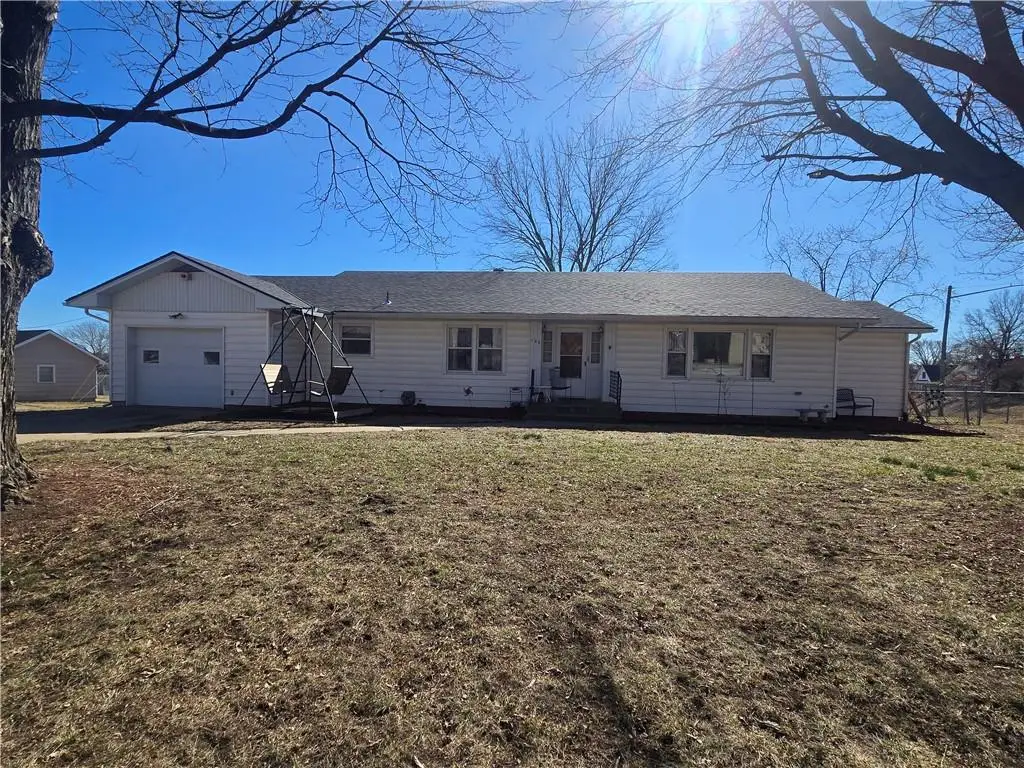 100 E Buford Street, Wellington, MO 64097 - #1