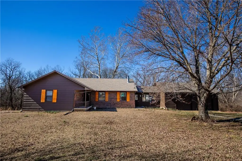 101 Cedar Street, Pleasanton, KS 66075 - #1