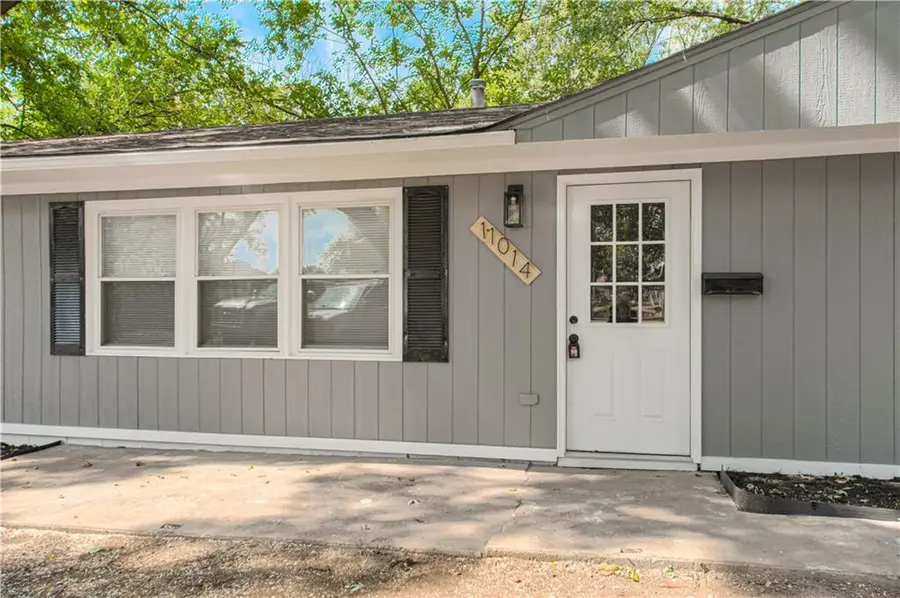 11014 Cambridge Avenue, Kansas City, MO 64134 - #2