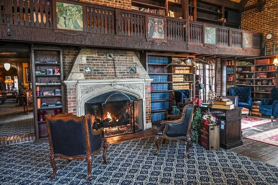 1272 SW Fillmore Street, Topeka, KS 66604 - #2