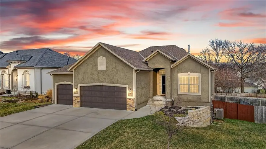 113 N Eastglen Drive, Raymore, MO 64083 - #3