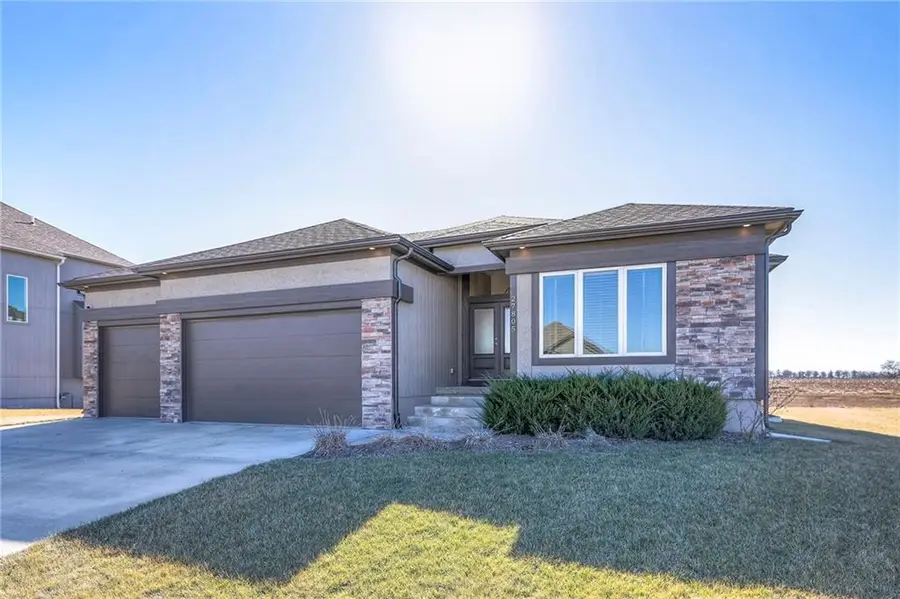 27805 E 134th Street, Lees Summit, MO 64086 - #2