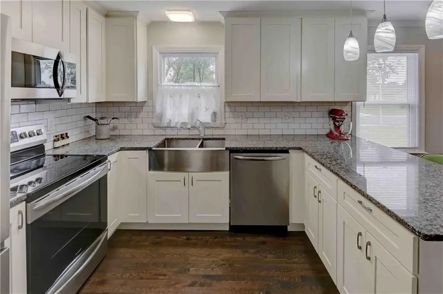 7722 W 66th Terrace, Overland Park, KS 66202 - #3