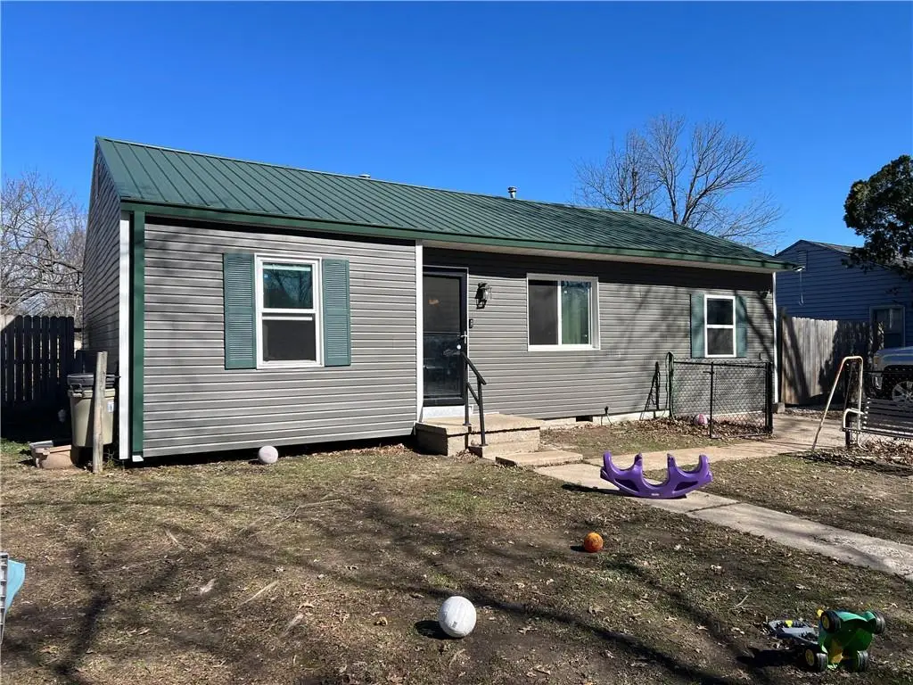 2813 Ward Avenue, Parsons, KS 67357 - #1