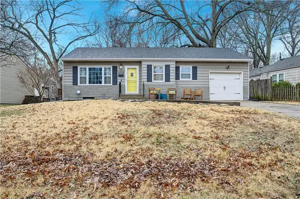5332 Linden Street, Roeland Park, KS 66205