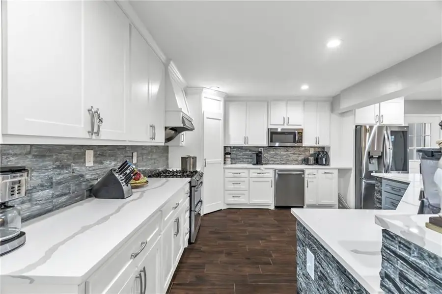 305 N 32nd Street, Kansas City, KS 66102 - #3