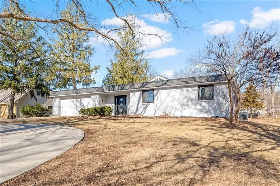 1304 Limit Street, Leavenworth, KS 66048 - #2