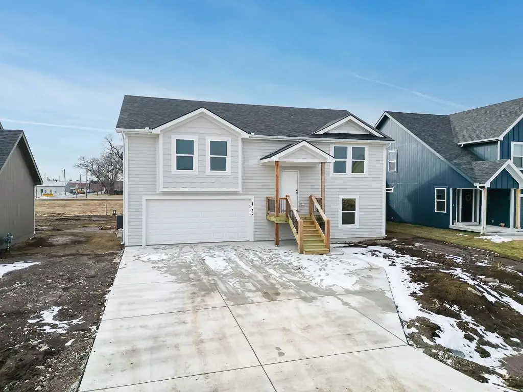 1003 2nd Street, Perry, KS 66073 - #1