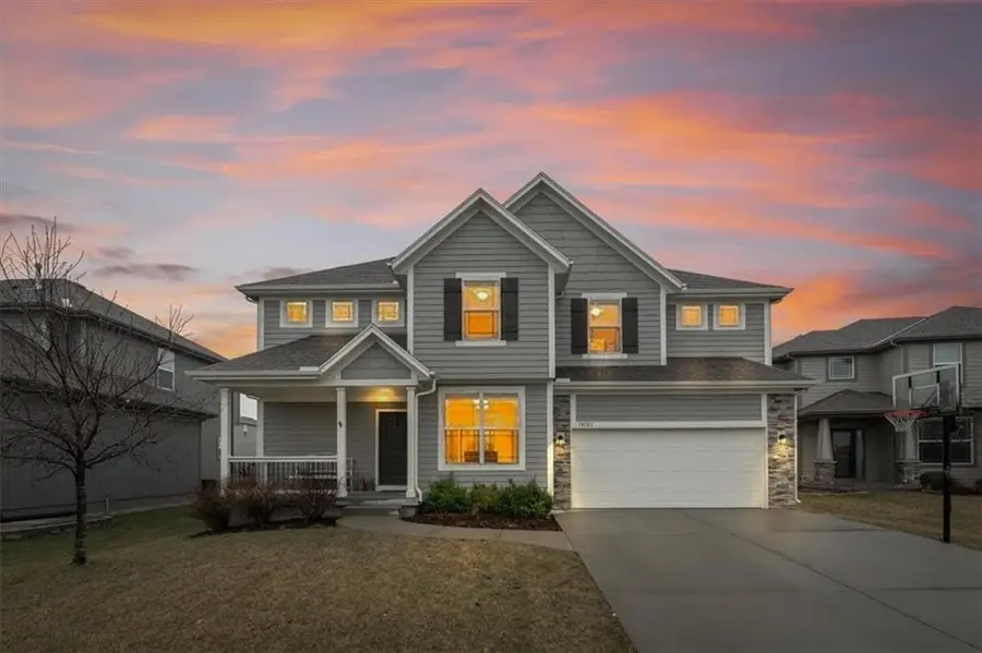 19023 W 168th Street, Olathe, KS 66062 - #2