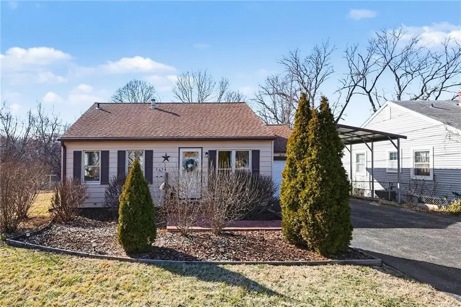 3434 NE Monterey Avenue, Kansas City, MO 64117 - #2