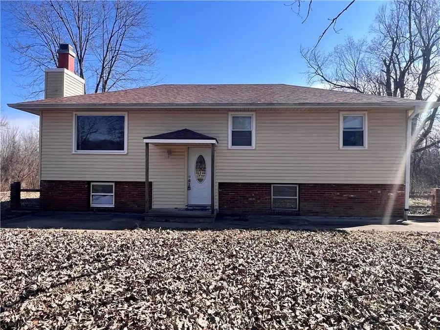 8314 NW High Street, Amsterdam, MO 64734 - #2