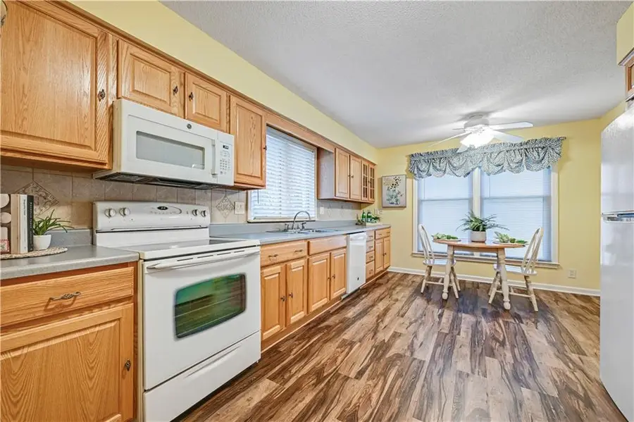 12120 W 100th Street, Lenexa, KS 66215 - #2