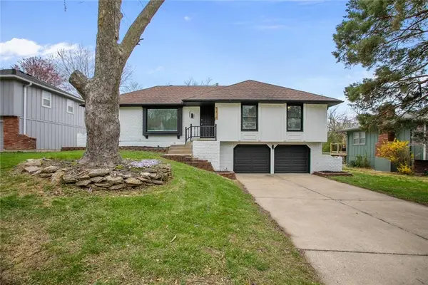 9412 Mullen Road, Lenexa, KS 66215