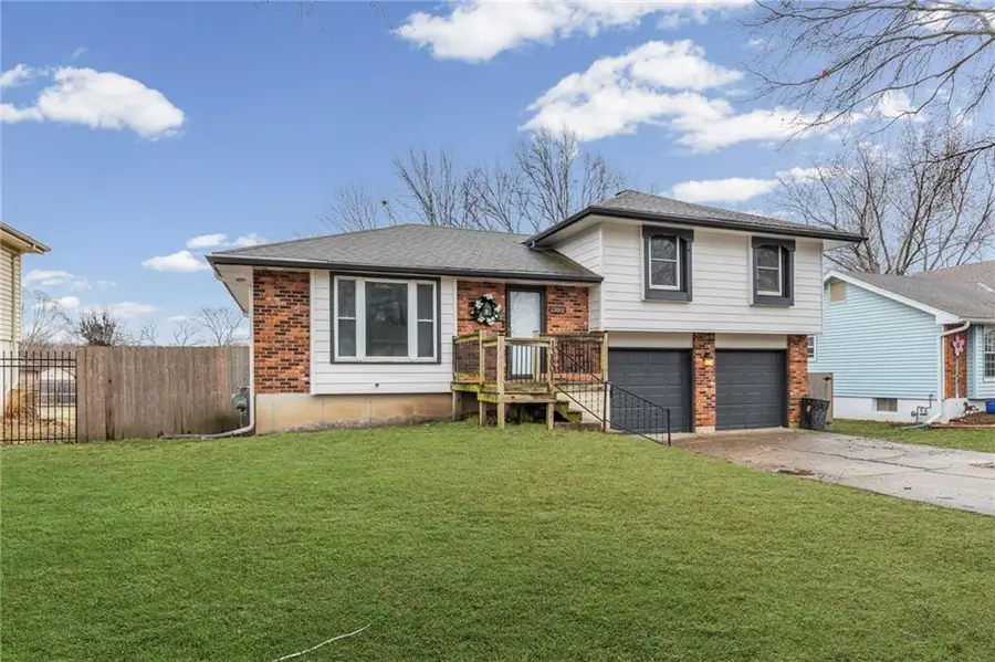 13801 Lowell Avenue, Grandview, MO 64030 - #2