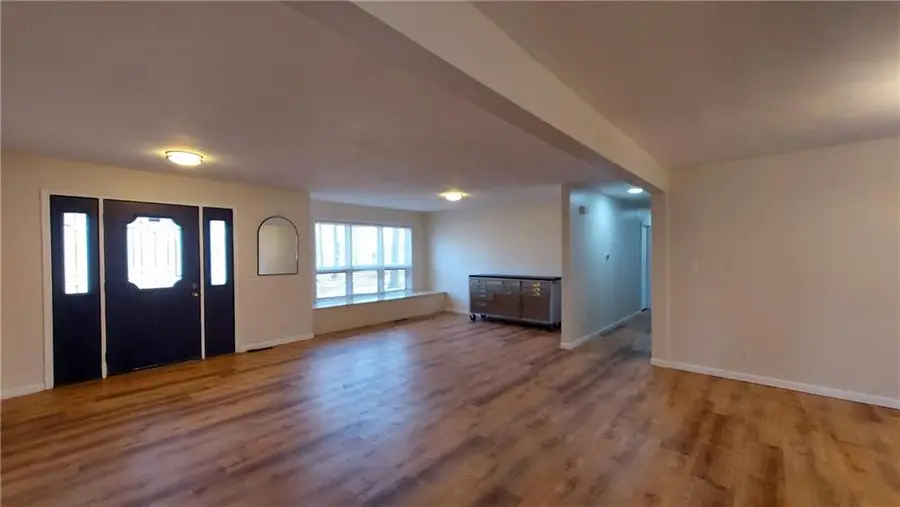 565 S 260th Street, Pittsburg, KS 66762 - #3