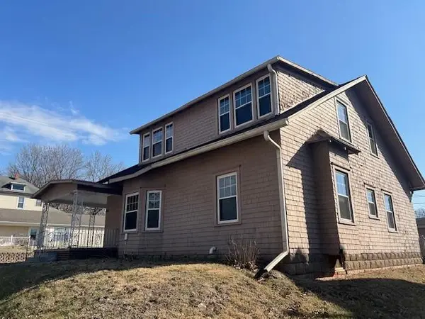 2828 Francis Street, St Joseph, MO 64501