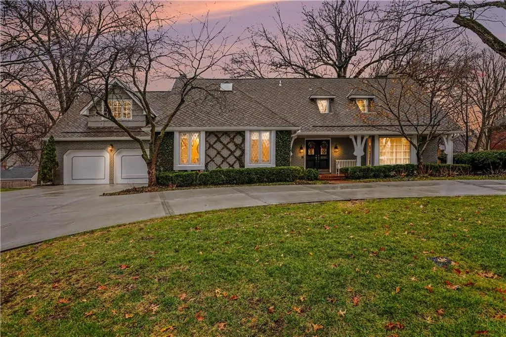 1901 W 69th Street, Mission Hills, KS 66208 - #1