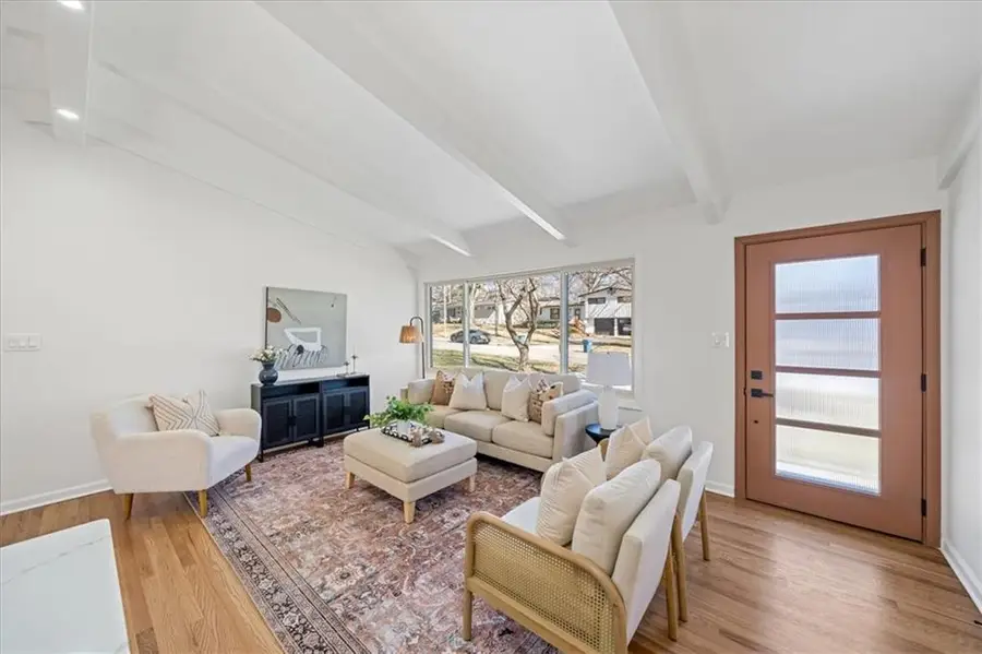 7932 Windsor Street, Prairie Village, KS 66208 - #3