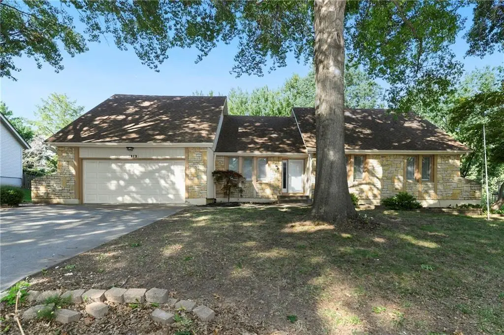 1912 NW Manor Drive, Blue Springs, MO 64014 - #1