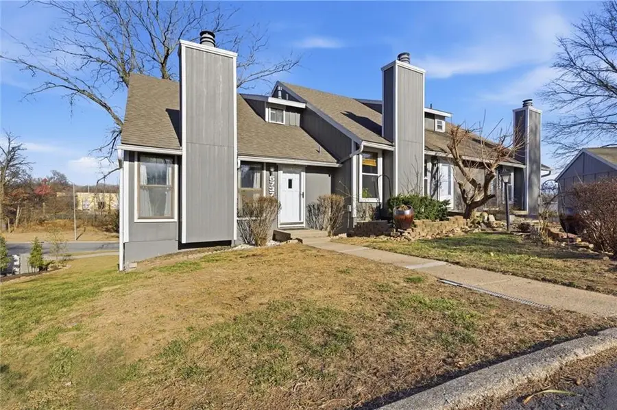 5737 N London Avenue, Kansas City, MO 64151 - #2
