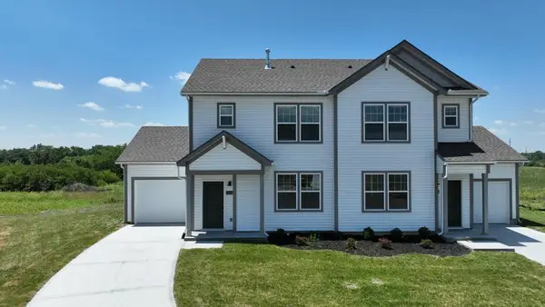 12400 S Acacia Drive, Lee's Summit, MO 64086