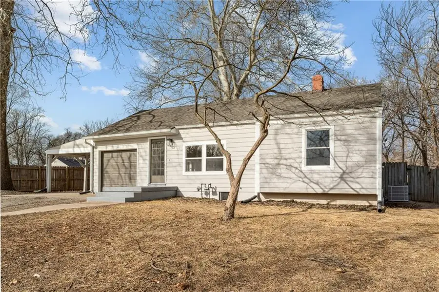 2414 NE 48th Street, Kansas City, MO 64118 - #3