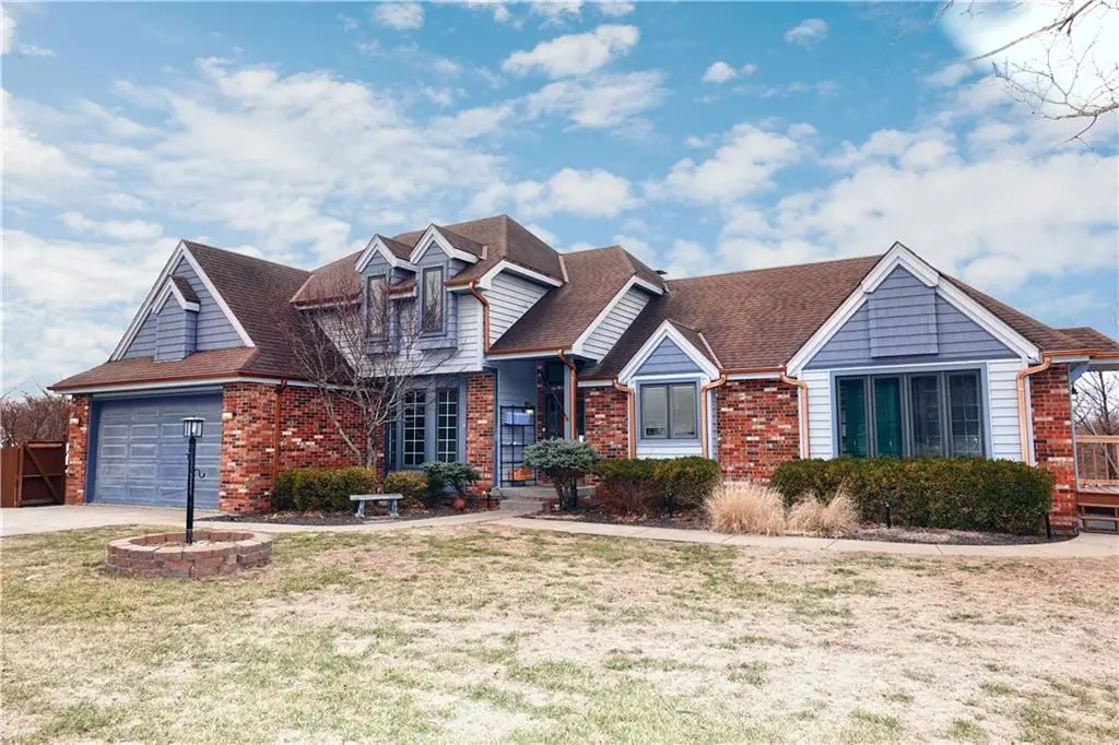 39 Mackenzie Drive, Saint Joseph, MO 64503 - #1