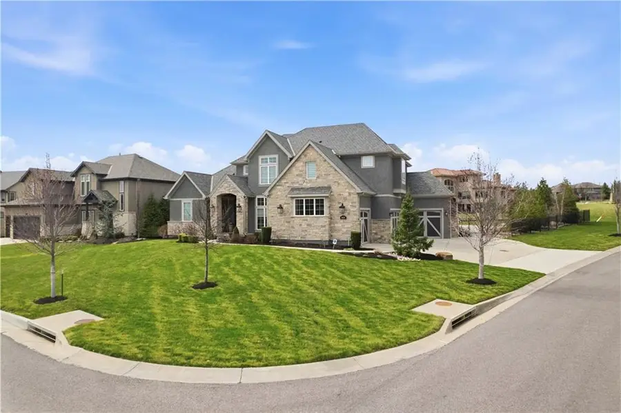 16120 Paradise Street, Overland Park, KS 66221 - #2