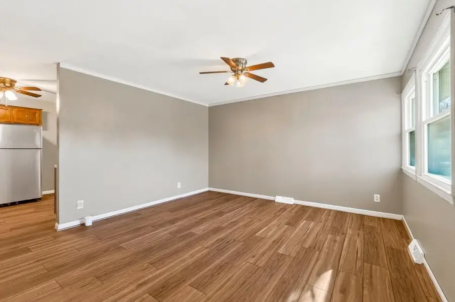 822 Sherrill Avenue, Liberty, MO 64068 - #3