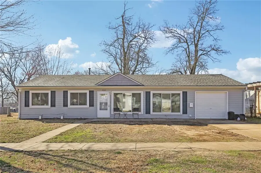 514 E 2nd Avenue, Garnett, KS 66032 - #2
