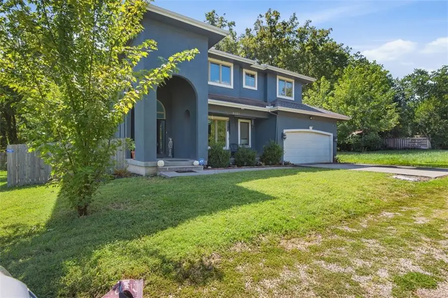 5221 Swartz Road, Kansas City, KS 66106 - #3
