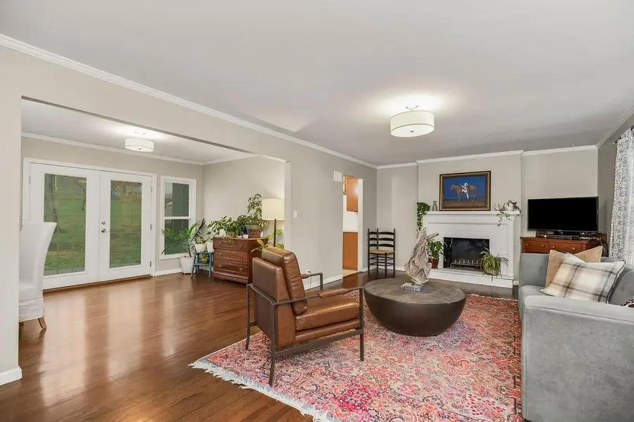 9804 Holly Street, Kansas City, MO 64114 - #3