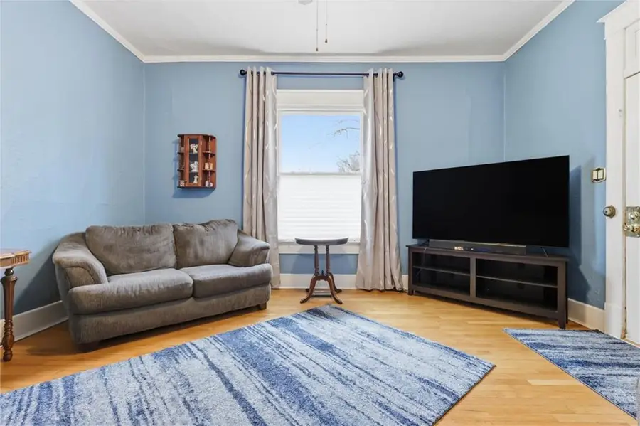 816 Pottawatomie Street, Leavenworth, KS 66048 - #3