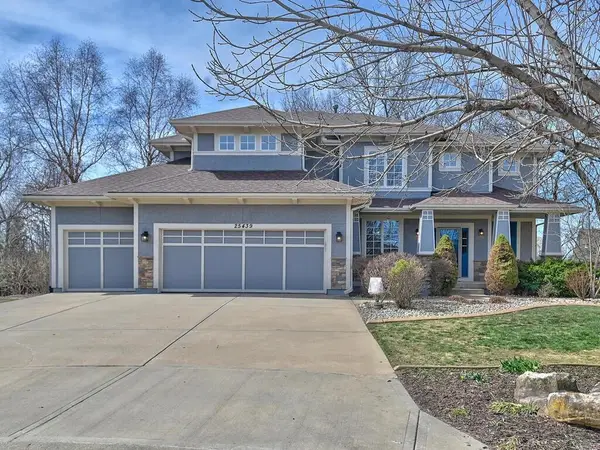 25439 W 150th Terrace, Olathe, KS 66061