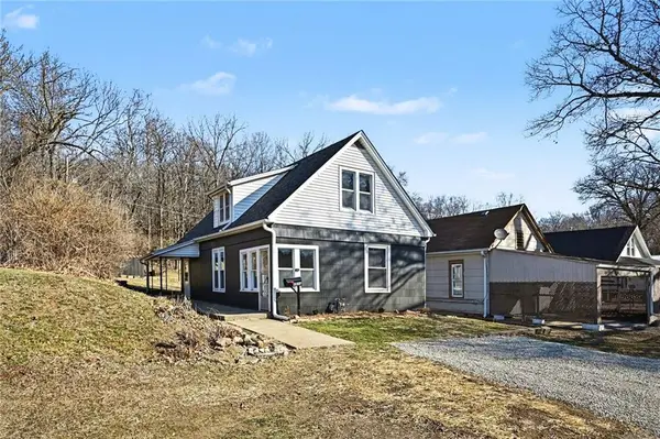 1511 6th Avenue, St Joseph, MO 64505