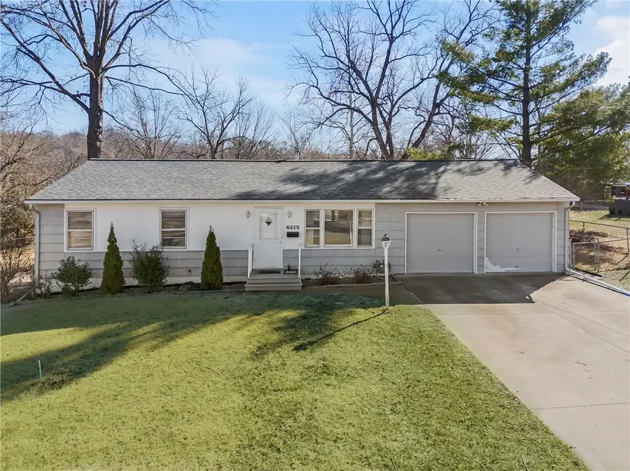 6215 Sterling Avenue, Raytown, MO 64133 - #2