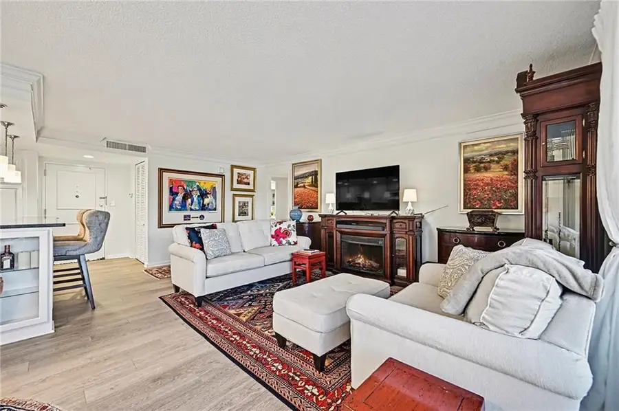 4545 Wornall Road #610, Kansas City, MO 64111 - #3