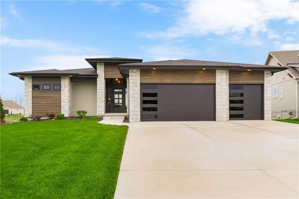 16768 S Ripley Street, Olathe, KS 66062 - #1