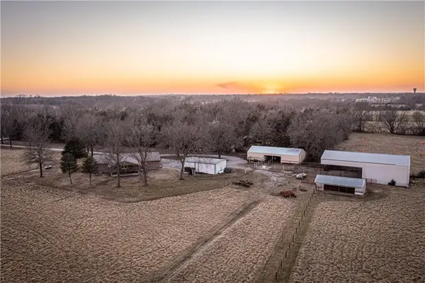 6260 183rd Road, Chanute, KS 66720