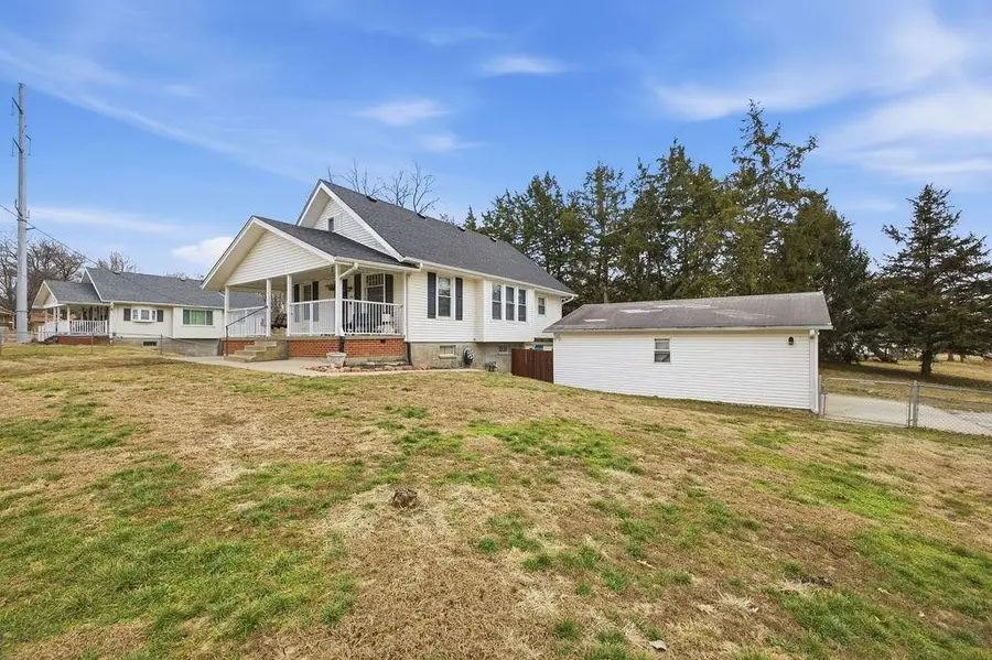 1302 Randolph Street, Saint Joseph, MO 64505 - #3