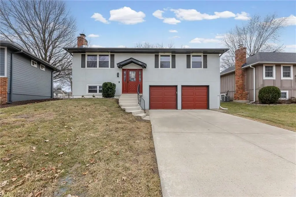 2027 E Mohawk Court, Olathe, KS 66062 - #1