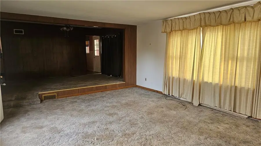 2814 Blackwell Road, Saint Joseph, MO 64505 - #2