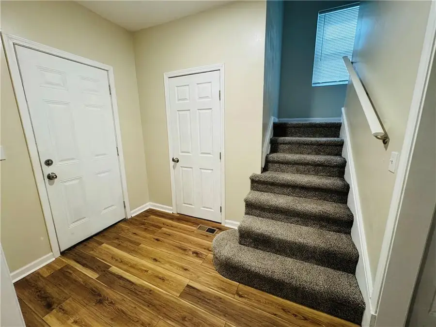 5246 Lyon Avenue, Kansas City, MO 64123 - #3